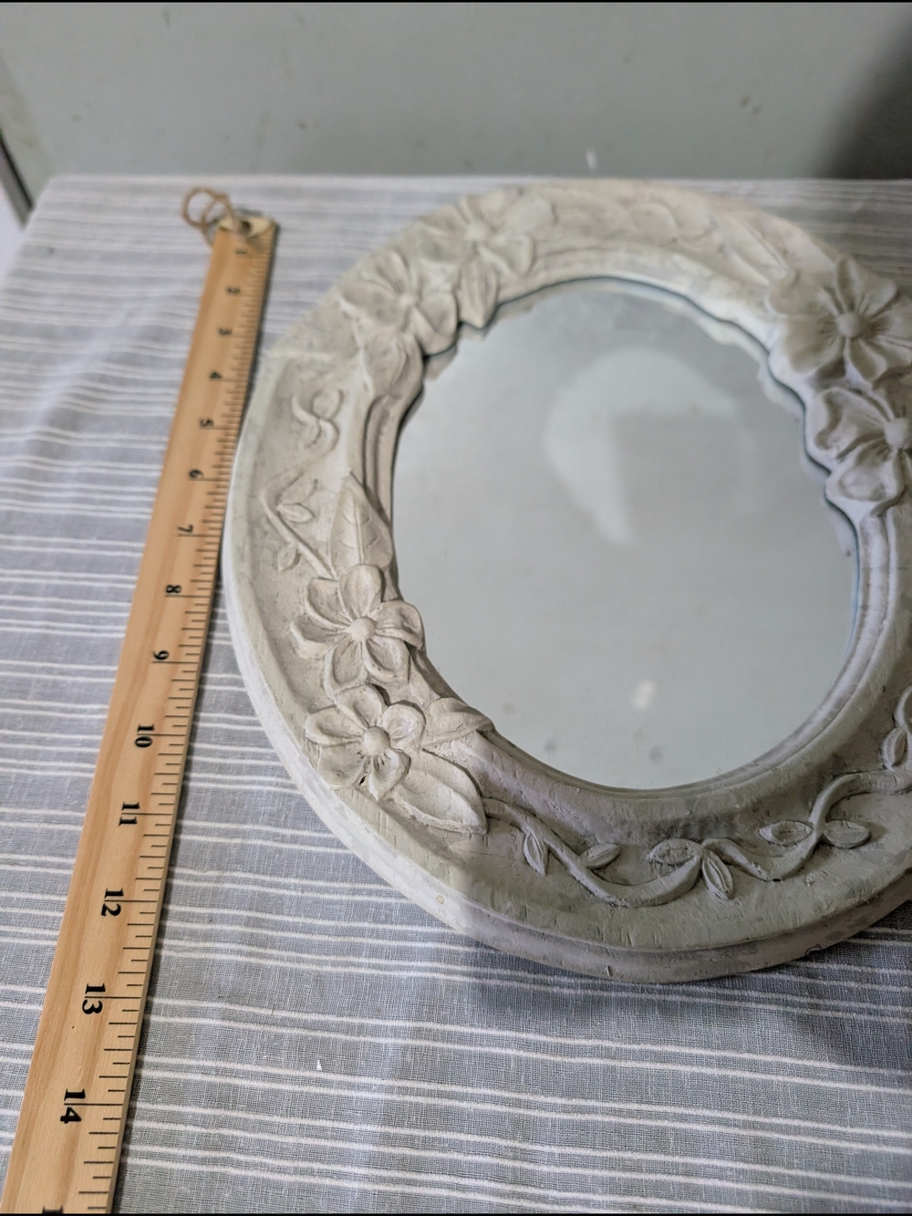 Vintage Cottagecore Floral Oval Mirror | Carved Shabby Chic Wall Decor Cream - Picture 2 of 4